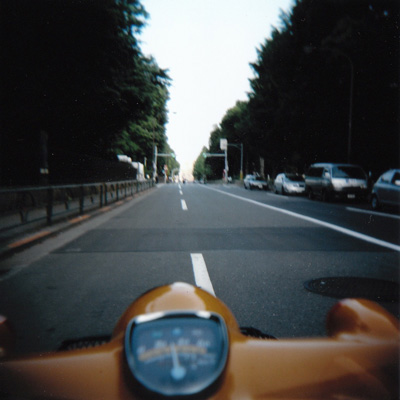 holga_u_r.jpg